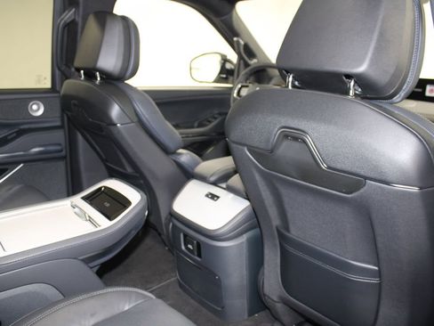 New 2025 Lincoln Navigator L Reserve w/ Jet Appearance Package image 38