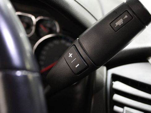 Used 2019 GMC Yukon SLT image 28