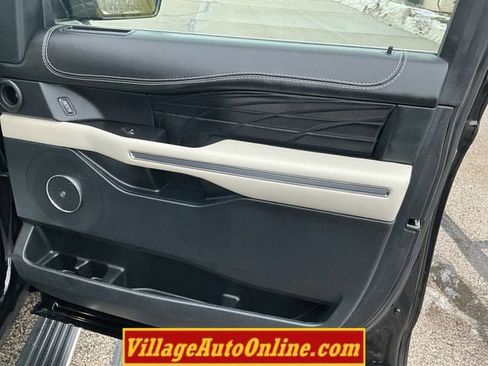 Used 2021 Ford Expedition Platinum image 33