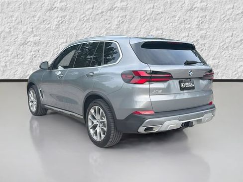 Used 2024 BMW X5 xDrive40i w/ Premium Package AWD/4WD image 5