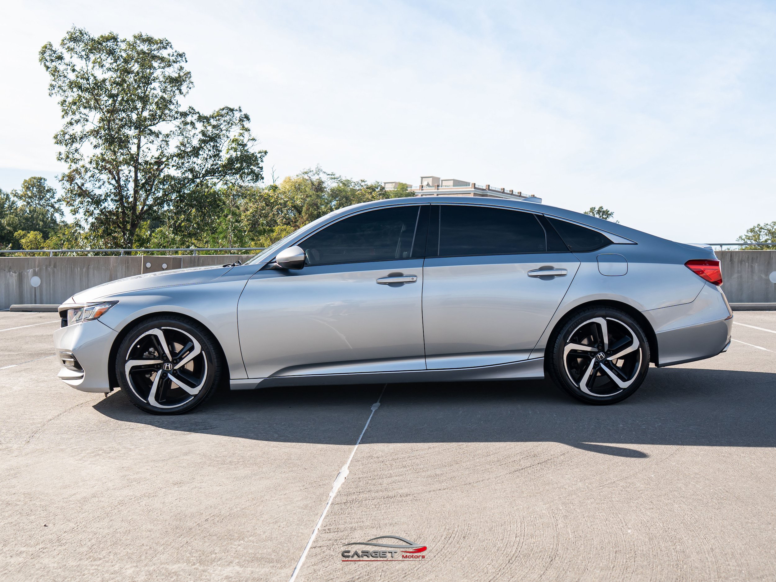 Used 2019 Honda Accord Sport image 3