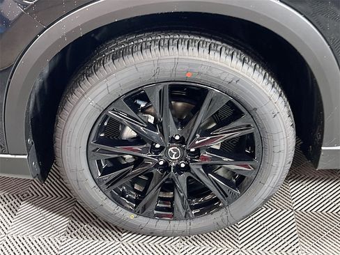 New 2025 MAZDA CX-5 Carbon Edition image 24