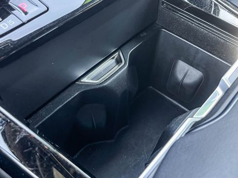 Used 2023 Land Rover Range Rover Sport SE image 28