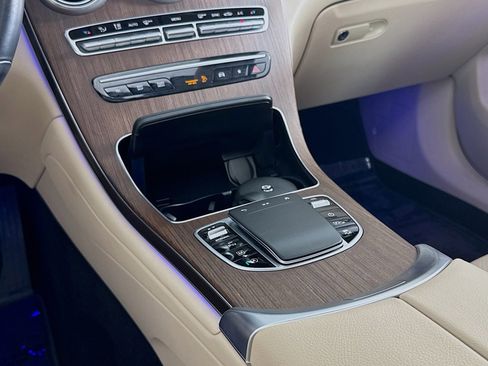 Certified 2022 Mercedes-Benz GLC 300 4MATIC image 6