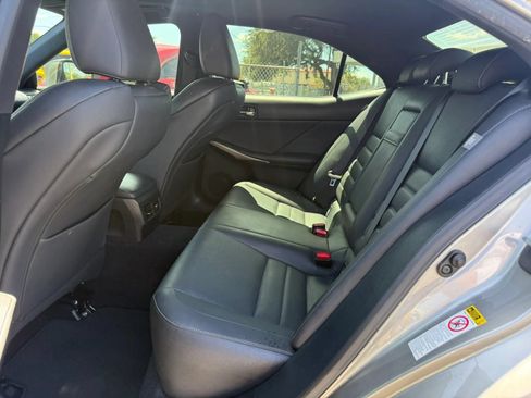 Used 2015 Lexus IS 250 w/ F-Sport Package RWD image 10