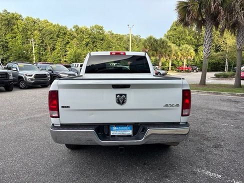 Used 2020 RAM 1500 Classic SLT AWD/4WD image 4