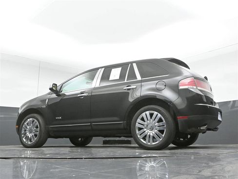 Used 2010 Lincoln MKX AWD image 34