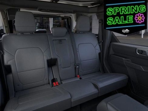 New 2025 Ford Bronco Badlands image 12