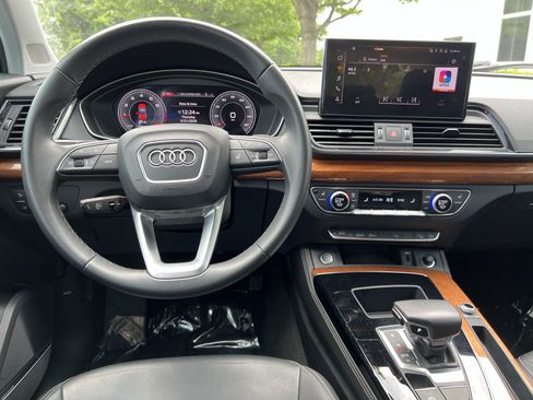 Used 2023 Audi Q5 2.0T Premium Plus w/ Premium Plus Package AWD/4WD image 30