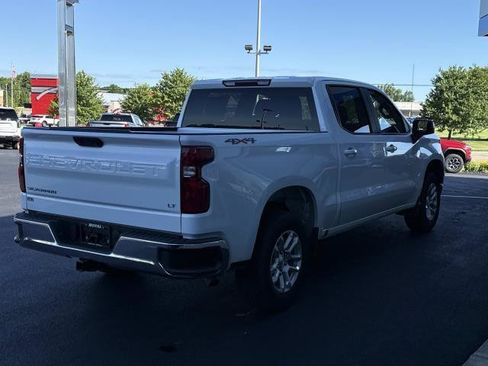 Used 2023 Chevrolet Silverado 1500 LT AWD/4WD image 3