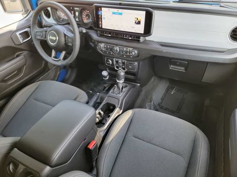 Certified 2026 Jeep Wrangler Unlimited Sport AWD/4WD image 38