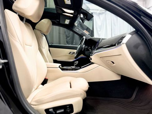 Used 2021 BMW 330i xDrive Sedan w/ Convenience Package image 22