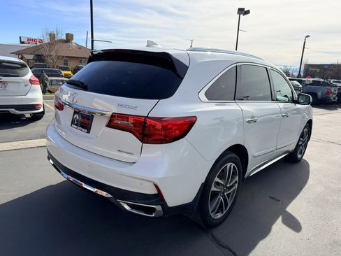 Used 2017 Acura MDX SH-AWD image 4