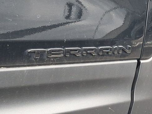 Used 2023 GMC Terrain SLE w/ Driver Convenience Package AWD/4WD image 4