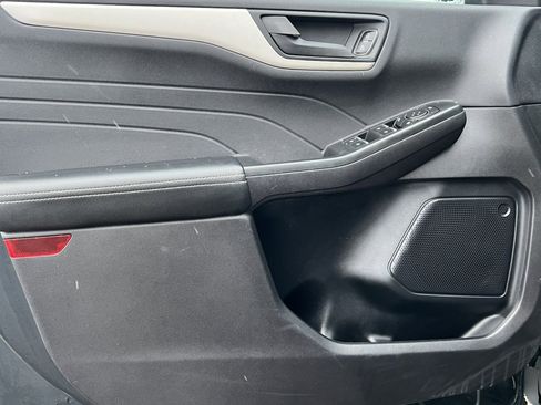 Certified 2022 Ford Escape SE w/ Convenience Package image 13