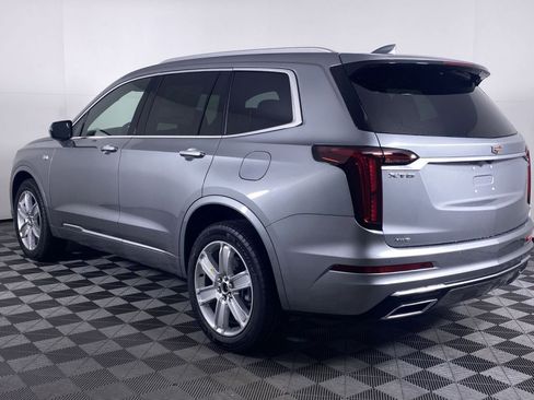 New 2025 Cadillac XT6 Luxury w/ LPO, Blue Accent Package AWD/4WD image 19