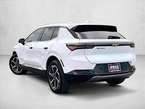 Used 2024 Chevrolet Blazer EV LT AWD/4WD image 13