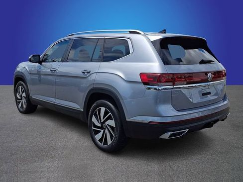 Used 2025 Volkswagen Atlas SEL AWD/4WD image 6