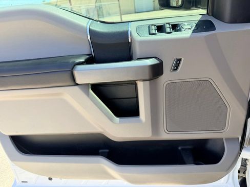 Used 2021 Ford F250 XLT w/ FX4 Off-Road Package AWD/4WD image 17