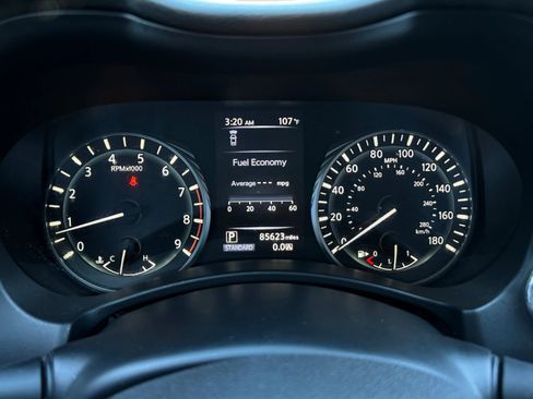 Used 2019 INFINITI Q50 Luxe RWD image 14