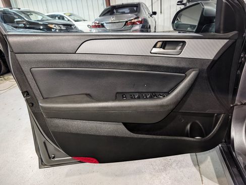 Used 2019 Hyundai Sonata SEL FWD image 13