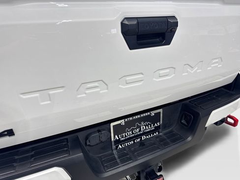 Used 2024 Toyota Tacoma TRD Off-Road AWD/4WD image 21