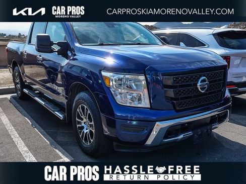 Used 2020 Nissan Titan SV w/ SV Convenience Package RWD image 1