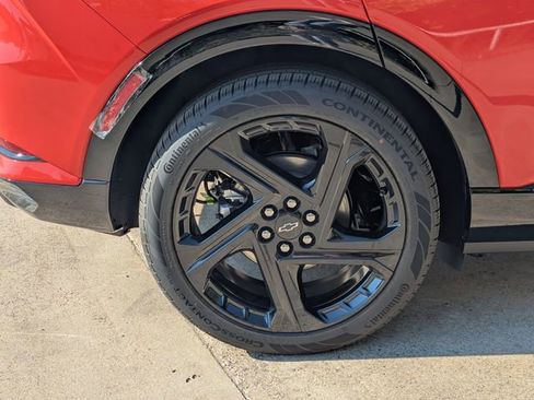 New 2026 Chevrolet Equinox EV RS image 3