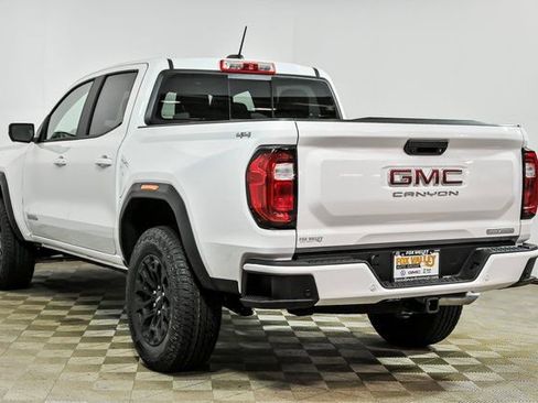 New 2026 GMC Canyon Elevation w/ Convenience Package image 4
