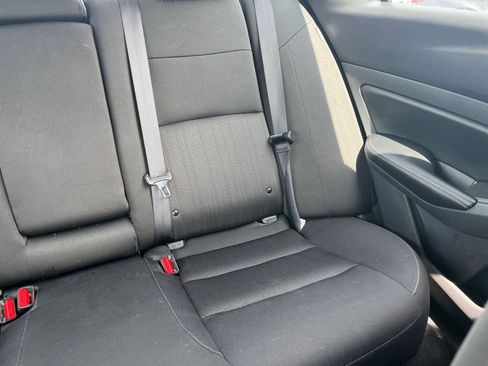 Used 2025 Nissan Altima 2.5 SV image 35