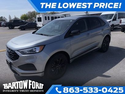 Used 2024 Ford Edge SE w/ Black Appearance Package