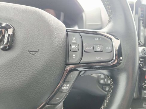 Used 2025 RAM 1500 Limited image 27
