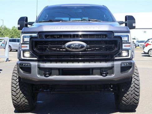 Used 2022 Ford F250 Lariat w/ Tremor Off-Road Package AWD/4WD image 9