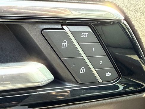 Used 2026 Chevrolet Tahoe LT w/ Comfort Package image 19