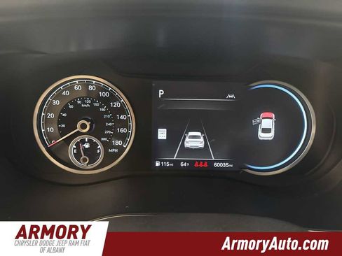 Used 2024 Genesis G70 2.5T image 15