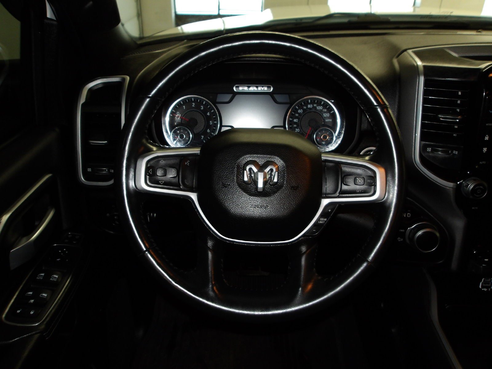 Used 2023 RAM 2500 Big Horn w/ Level B Equipment Group AWD/4WD image 14