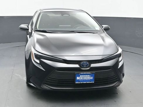Certified 2023 Toyota Corolla LE image 10
