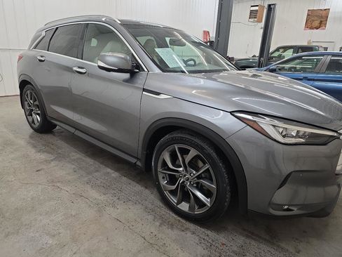 Used 2019 INFINITI QX50 Essential w/ Sensory Package image 23