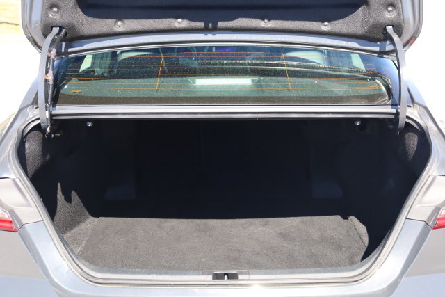 Used 2025 Toyota Camry SE FWD image 29