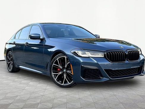Used 2023 BMW 530i w/ M Sport Package RWD image 3