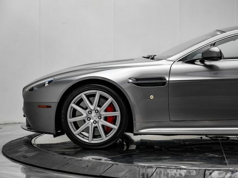 Used 2014 Aston Martin V8 Vantage S RWD image 8