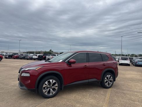 Certified 2023 Nissan Rogue SV FWD image 10