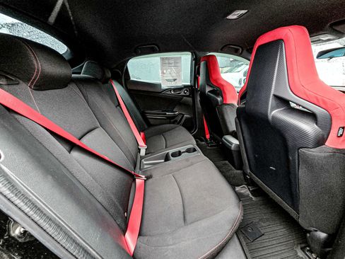 Used 2017 Honda Civic Type R image 16