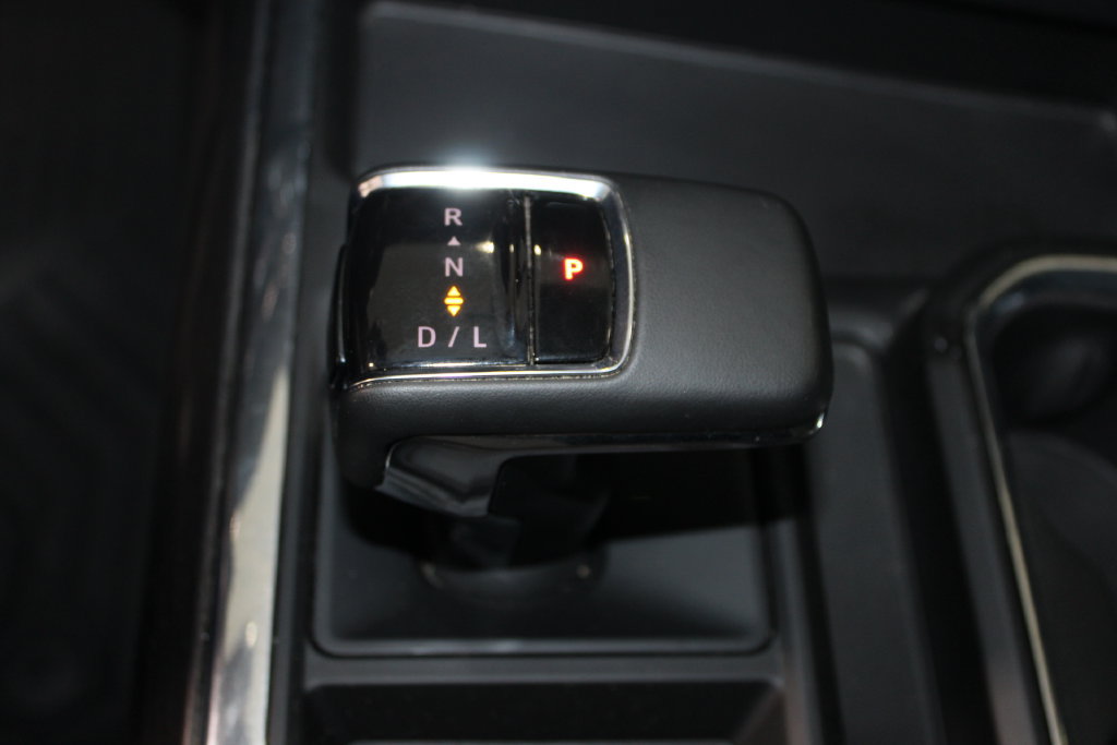 Used 2023 Chevrolet Silverado 1500 LTZ AWD/4WD image 46