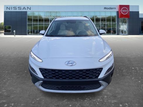 Used 2023 Hyundai Kona SEL w/ Cargo Package FWD image 2