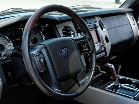 Used 2010 Ford Expedition EL 4WD image 22