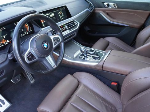 Used 2022 BMW X5 xDrive40i w/ M Sport Package AWD/4WD image 9