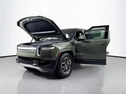 Used 2022 Rivian R1T Launch Edition image 22