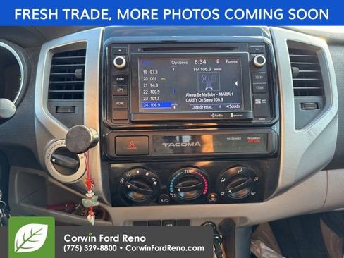 Used 2015 Toyota Tacoma 4x4 Double Cab w/ TRD Off-Road Package image 18