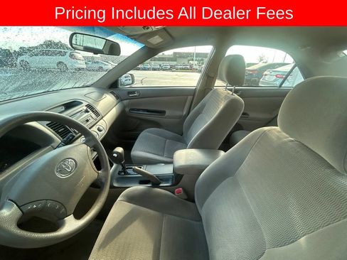 Used 2005 Toyota Camry LE FWD image 9
